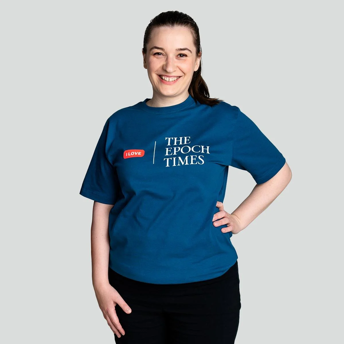 T-Shirt: "I Love The Epoch Times" (Unisex Fit)